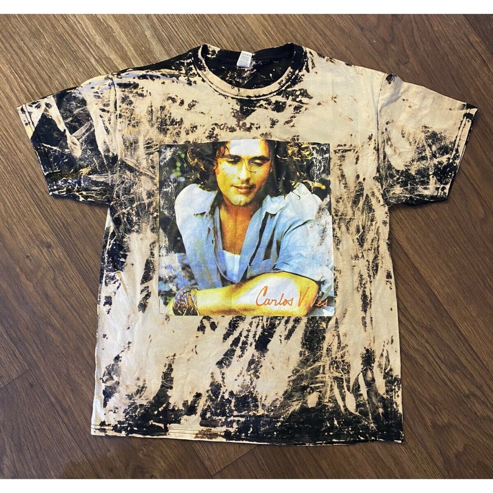 CARLOS VIVES Shirt Hollywood Bowl  Tour Print All Over